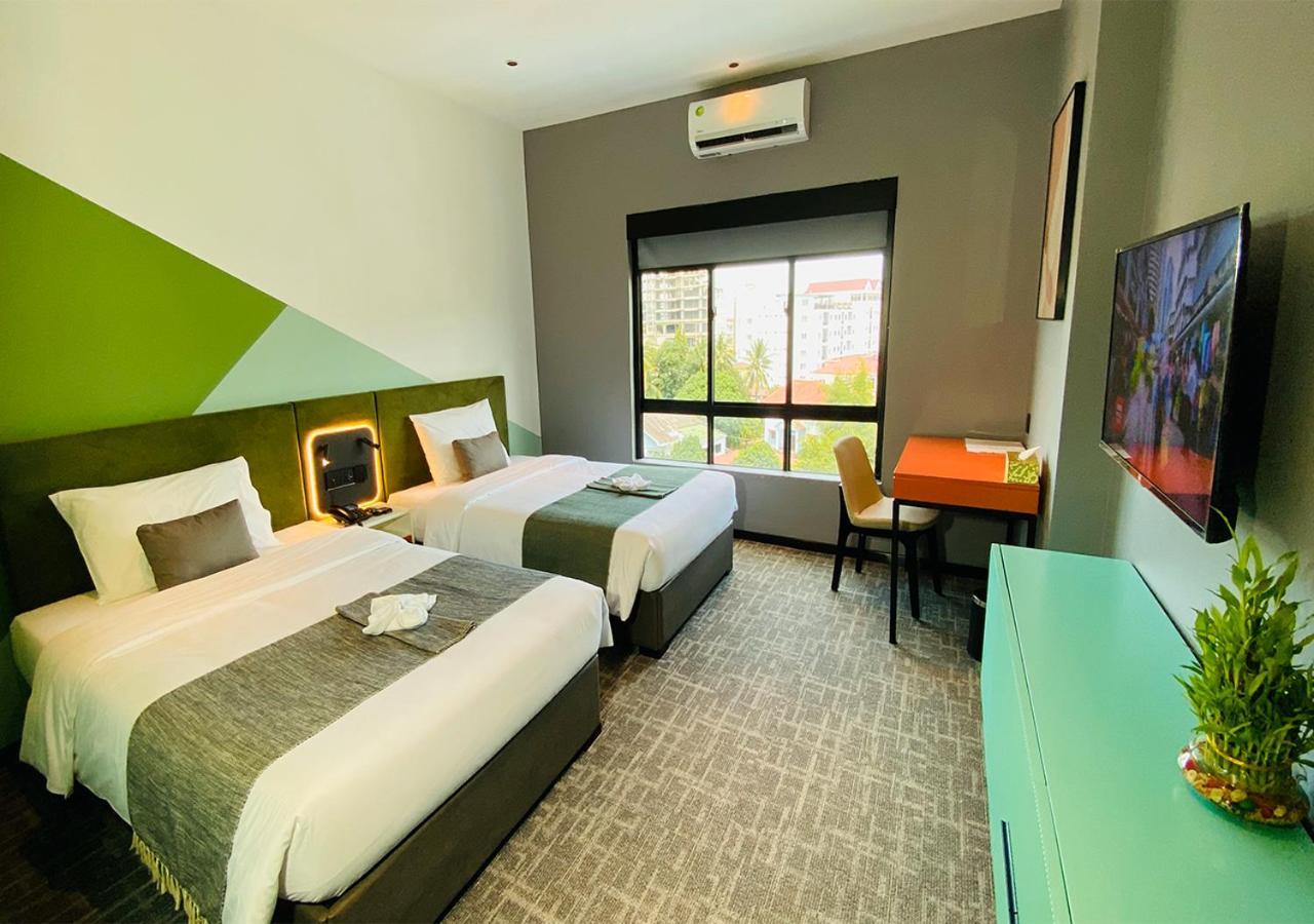 Siha Treasure Hotel Sihanoukville Exterior photo